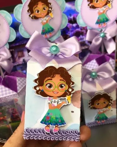Caixa Milk Encanto Maribel - artesanato de Fina Essência Papelaria Personalizada