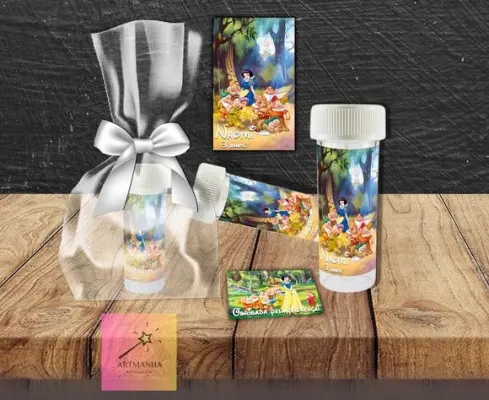 Bolha de Sabão Branca de Neve Personalizada - artesanato de Artmanha Lembrancinhas