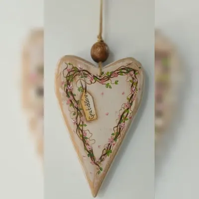 Pendente Coração Gratidão - artesanato de Flor Seca Casa e Ambiente