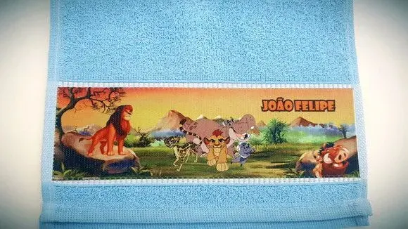 Toalha de mão personalizada O Rei Leão - artesanato de Innovare Studio