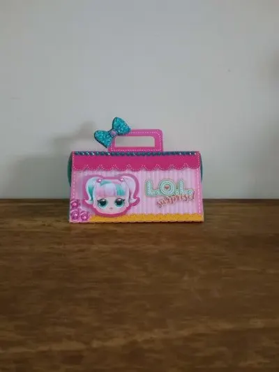 Caixa Mini Bolsinha Lol Surprise - artesanato de Fina Essência Papelaria Personalizada