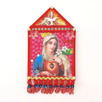 Relicário S. C. de Maria - artesanato de Estudio Bananeira