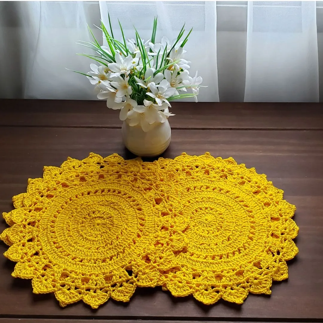 Jogo de 06 Toalhinhas em Crochê - Sunflower Amarelo (25 Cm) - artesanato de Mari Crochê feito com carinho!