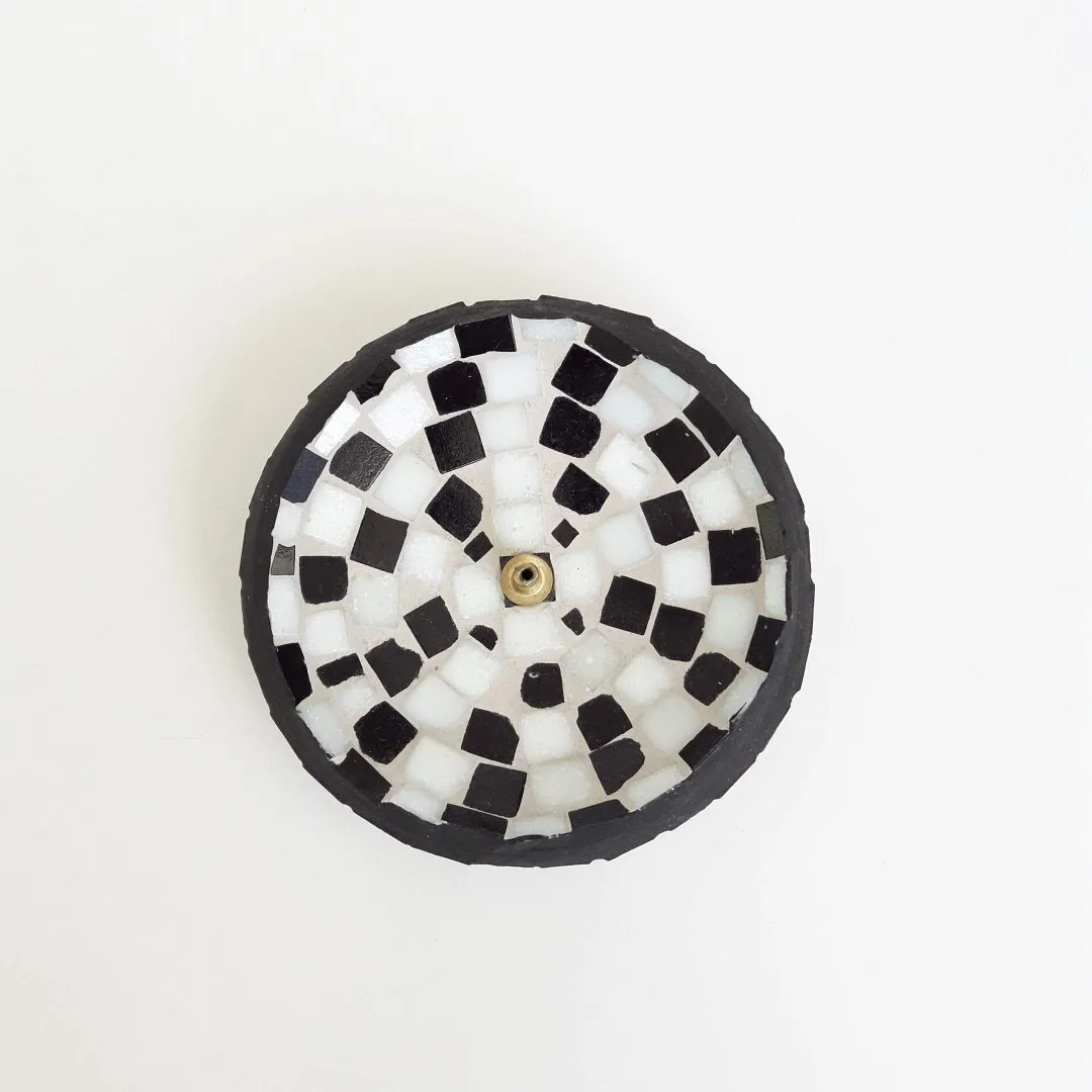 Porta Incenso Mosaico Preto e Branco - foto 2