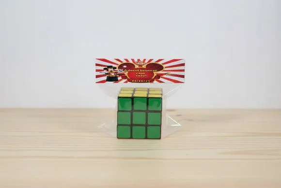 Lembrancinha Cubo Mágico - Mickey Mágico Personalizado - feito à mão por Mi Papelaria Criativa