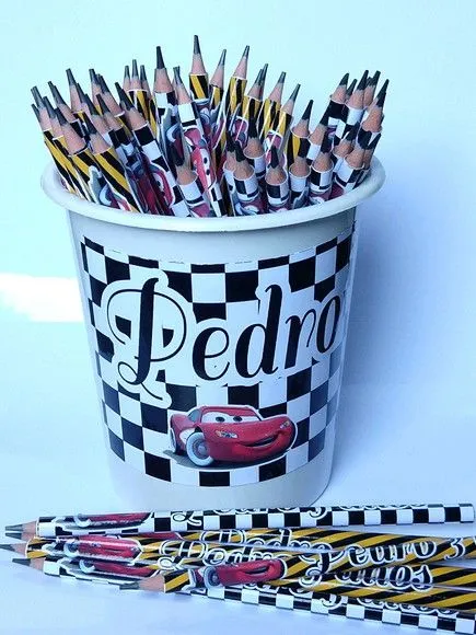 Lápis Carros Personalizado - feito à mão por Mi Papelaria Criativa