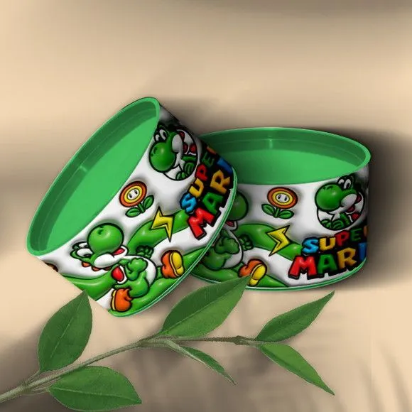 Tubo Lata - Yoshi Super Mário Bros Personalizada - feito à mão por Mi Papelaria Criativa