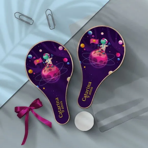 Raquete Ping Pong - Astronauta Roxo - feito à mão por Mi Papelaria Criativa