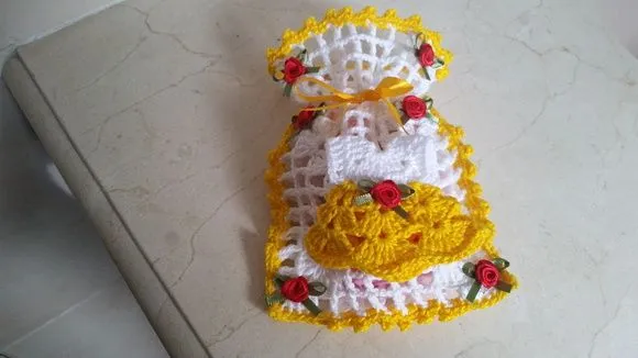 Sachê Vestidinho Amarelo