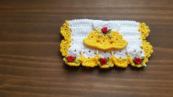 Kit Cozinha em Crochê - 03 Peças Mini Vestidinho Amarelo - foto 3