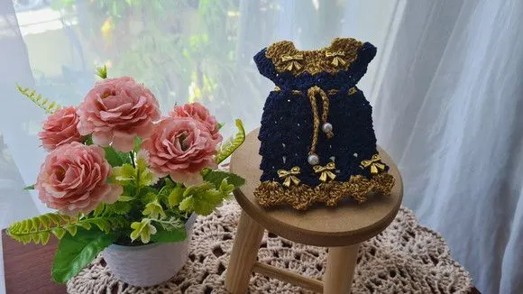 Capa Adoçante Vestidinho Cinderela Dourado com Azul Ravenna - foto 2