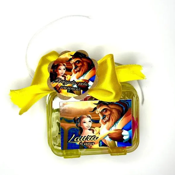 Mini Maleta com Massinhas Bela e a Fera Personalizada - feito à mão por Mi Papelaria Criativa