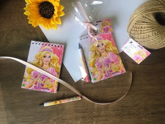 Bloquinho Barbie Personalizado - artesanato feito à mão por creativitybynina