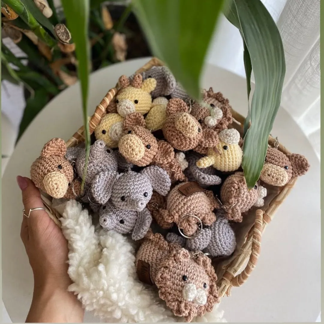 Chaveiro safari de Crochê Personalizado com Nome | Amigurumi - foto 2