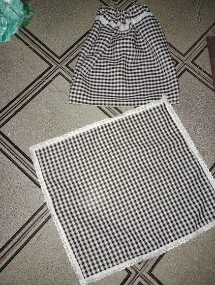 Roupa Preta Velha com Avental - foto 4