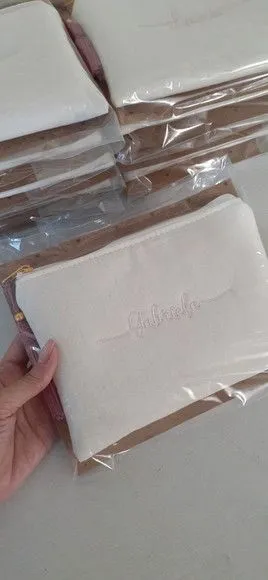 Necessaire personalizada - linho - artesanato feito à mão por Innovare Studio
