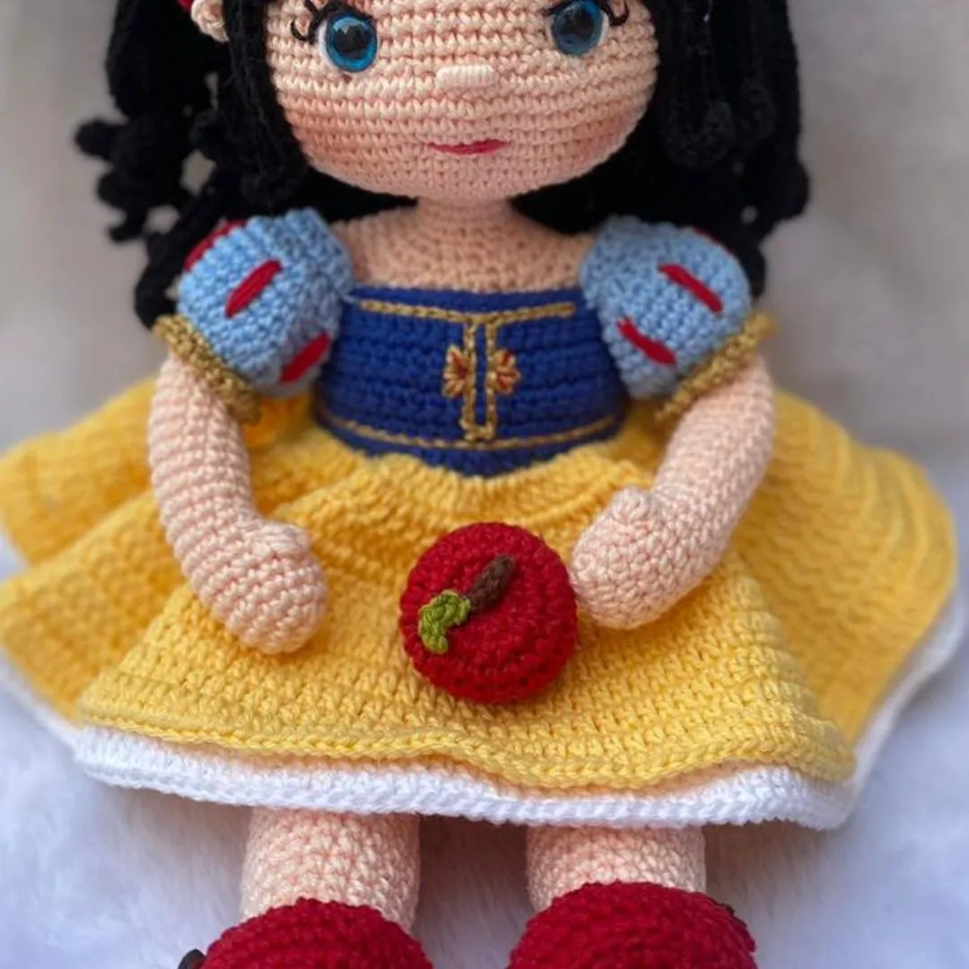 Branca de neve em amigurumi 100% algodão. - foto 2