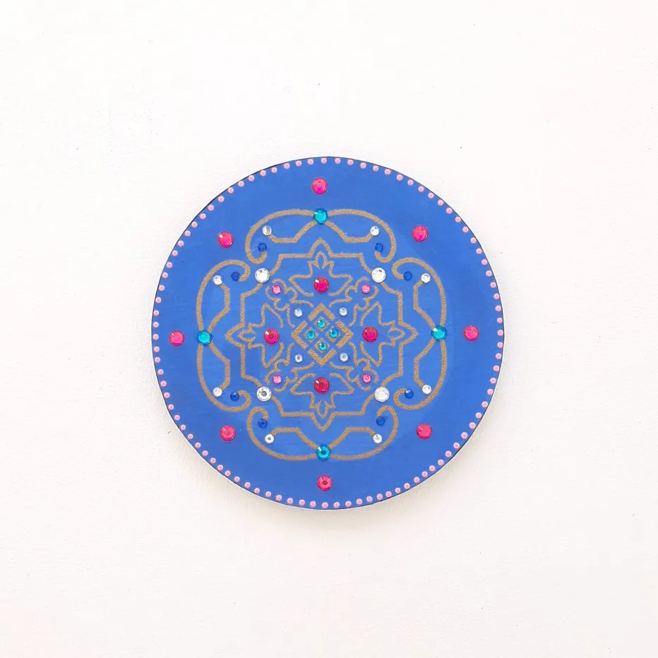Mandala Indiana Colorida - artesanato de Estudio Bananeira