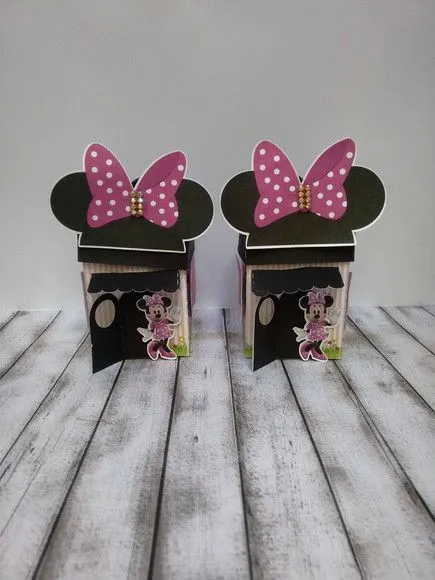 Caixa Casinha Minnie Rosa - artesanato de Fina Essência Papelaria Personalizada