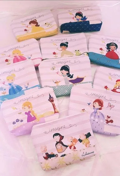 Necessaire Personalizada Princesa - artesanato feito à mão por Innovare Studio
