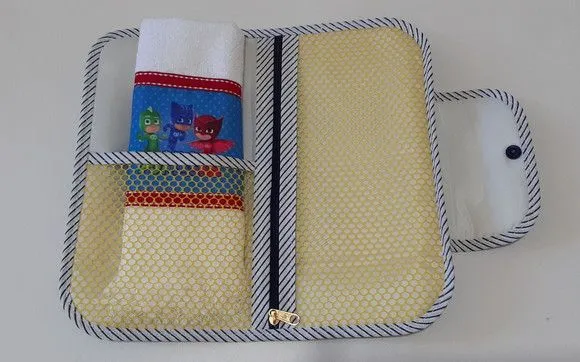 Necessaire para kit higiene com toalha - foto 3