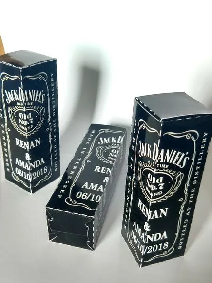 Garrafinha Personalizada - artesanato feito à mão por Mi Papelaria Criativa