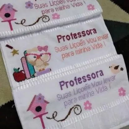Toalhas de mão bordada - artesanato feito à mão por Cris Arts