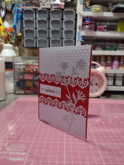 Convite de Casamento - Celebração em Vermelho e Prata" - foto 2