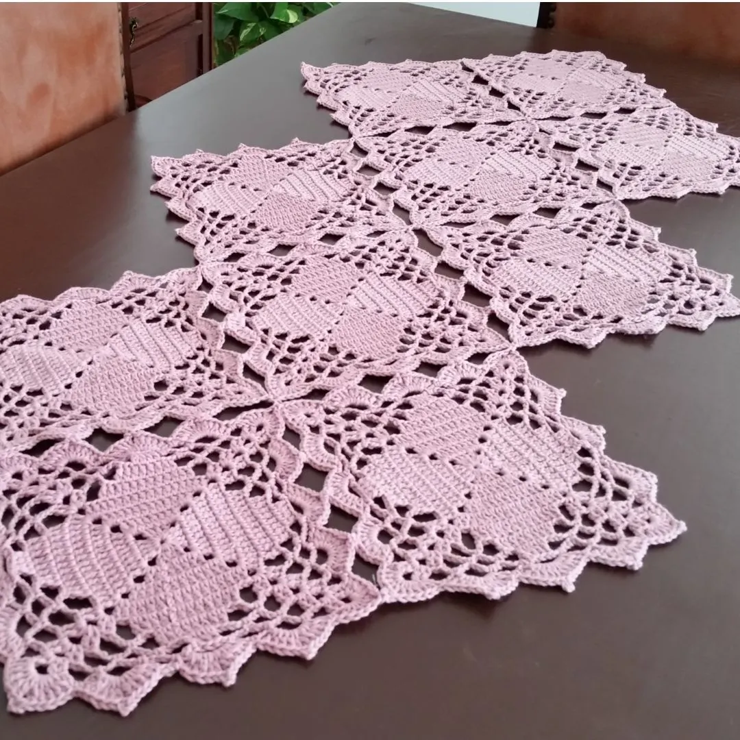 Caminho de Mesa Squares Crochê - foto 2
