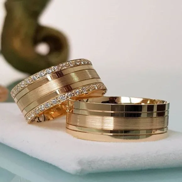 Alianças de Ouro 18k 10mm 10grs Casamento + Anel Solitário - artesanato feito à mão por TM JOIAS