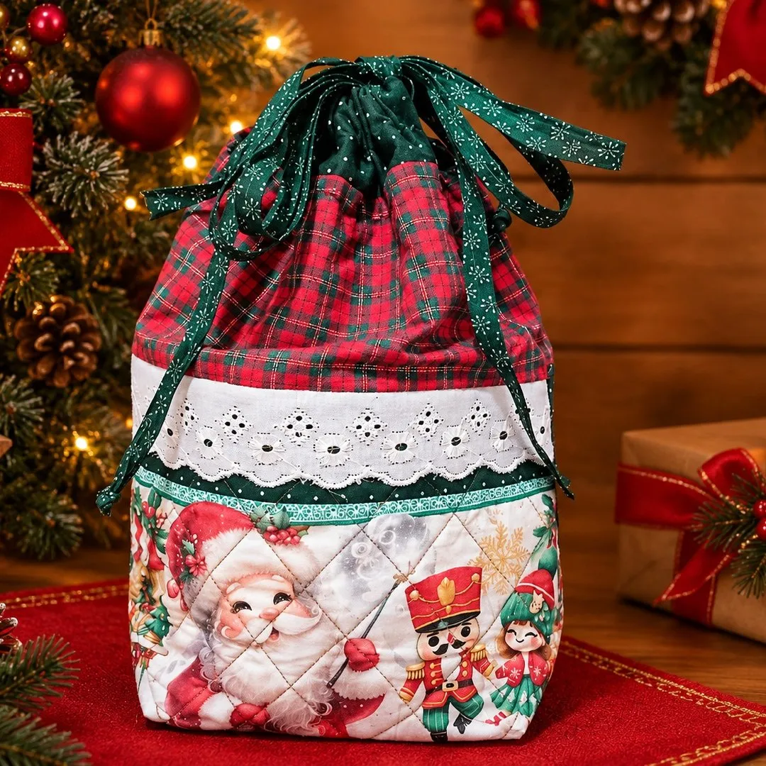 Porta panetone tecido de algodão vom estampas natalinas - artesanato de Mah Bela Artes