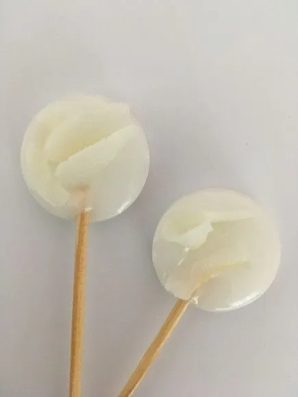 Pirulitos Frutados - Coco - feito à mão por Lollipops Cristal
