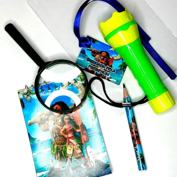 Kit Bloquinho + Lupa e Lanterna Moana Personalizado - artesanato feito à mão por Mi Papelaria Criativa