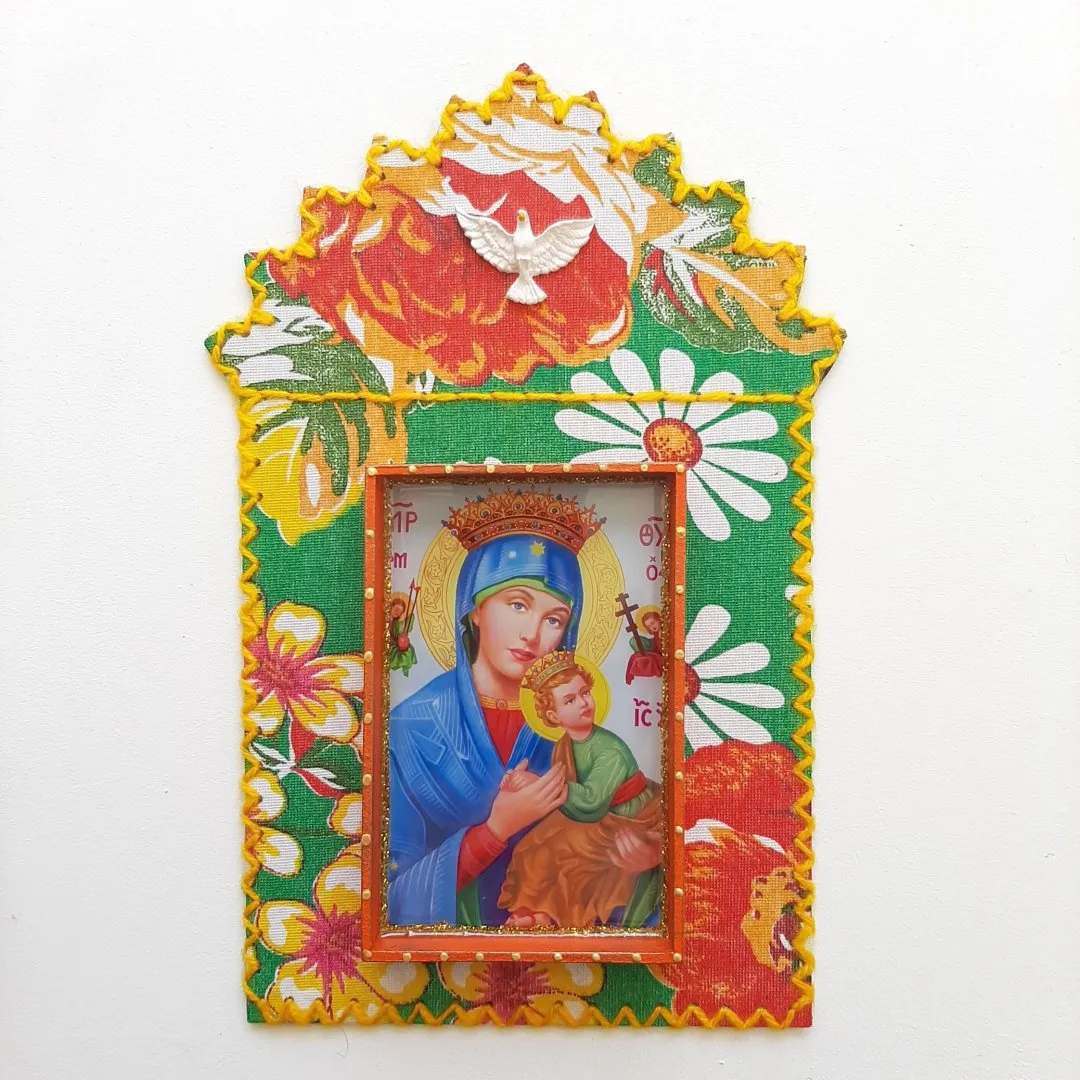 Capelinha N. S. do Perpétuo Socorro - artesanato de Estudio Bananeira