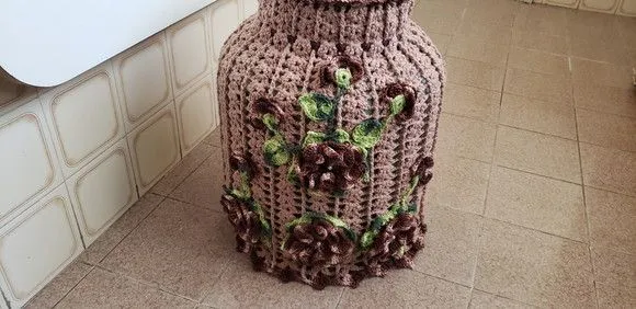 Capa Crochê para Botijão com Flores - foto 2