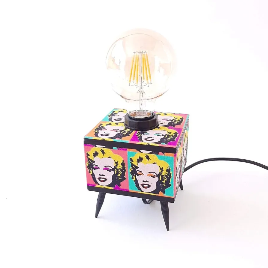 Luminária Marylin - artesanato de Estudio Bananeira