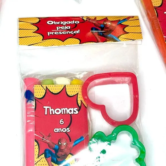 Massinha Modelar Herois Personalizada - feito à mão por Mi Papelaria Criativa