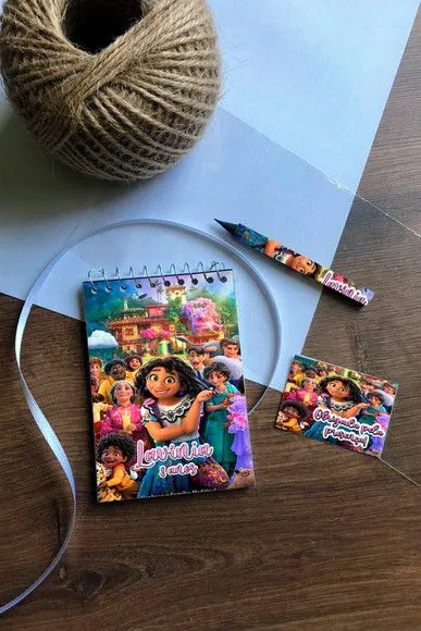 Bloquinho Encanto Personalizado - artesanato feito à mão por Mi Papelaria Criativa