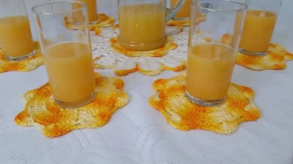 Porta Jarra e Copos Mescla Amarela 7 Pçs - foto 5