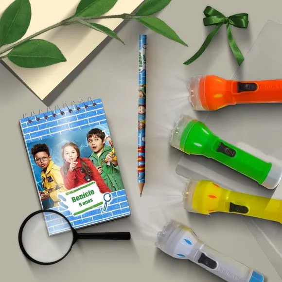 Kit Bloquinho + Lupa e Lanterna Dpa Personalizado - artesanato feito à mão por Mi Papelaria Criativa