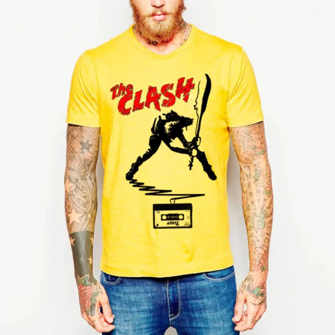 Camiseta The Clash, banda clássica anos 80, estampa exclusiva cores variadas tamanhos unisex
