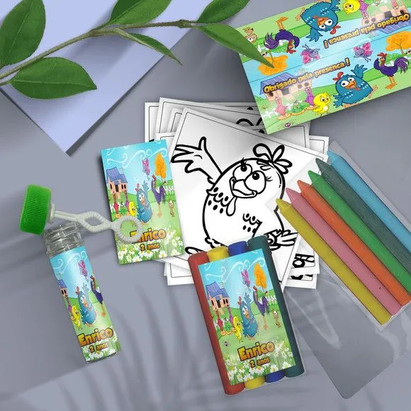 Kit Massinha + Giz + Bolha - Galinha Pintadinha Personalizad - feito à mão por Mi Papelaria Criativa