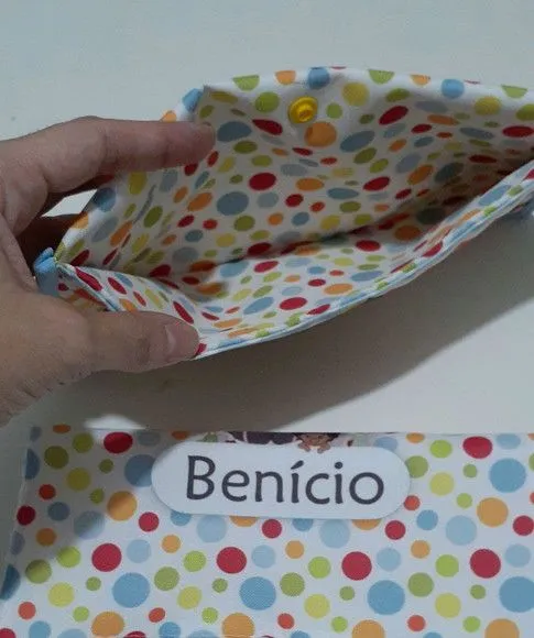 Kit Necessaire para itens de higiene com toalha - mundo Bita - foto 4