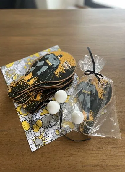 Raquete Ping Pong - Batman - feito à mão por Mi Papelaria Criativa