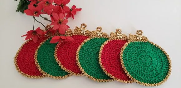Descanso de Taças em Crochê Bolas de Natal (06 Unidades) - foto 4