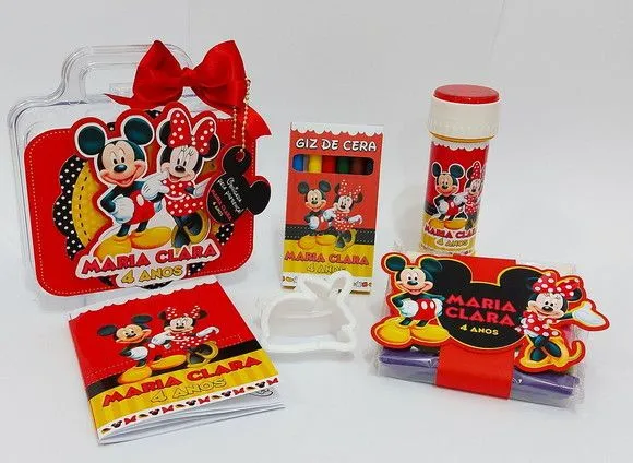 Maleta Mickey e Minnie Personalizada - feito à mão por Mi Papelaria Criativa