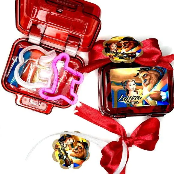 Mini Maleta com Massinhas Bela e a Fera Personalizada - foto 2