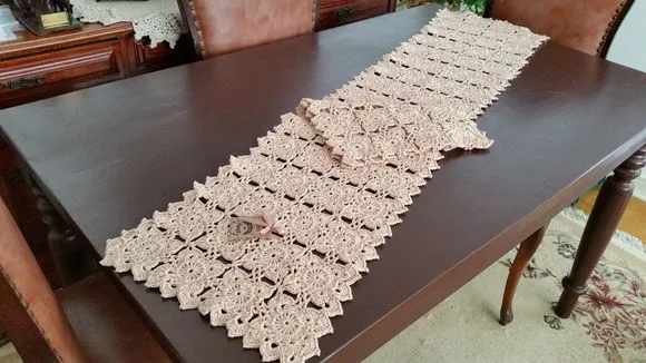 Caminho de Mesa em Crochê Bege (1,60 cm x 30 Cm) - foto 5
