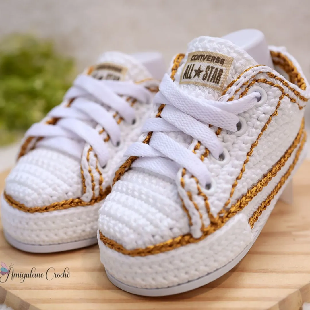 Tênis Baby estilo AllStar - artesanato feito à mão por AmiguLane Crochê