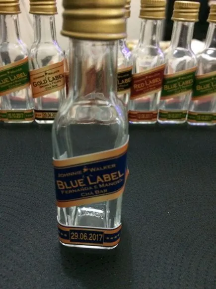 Garrafinha Black Label Personalizada - foto 4